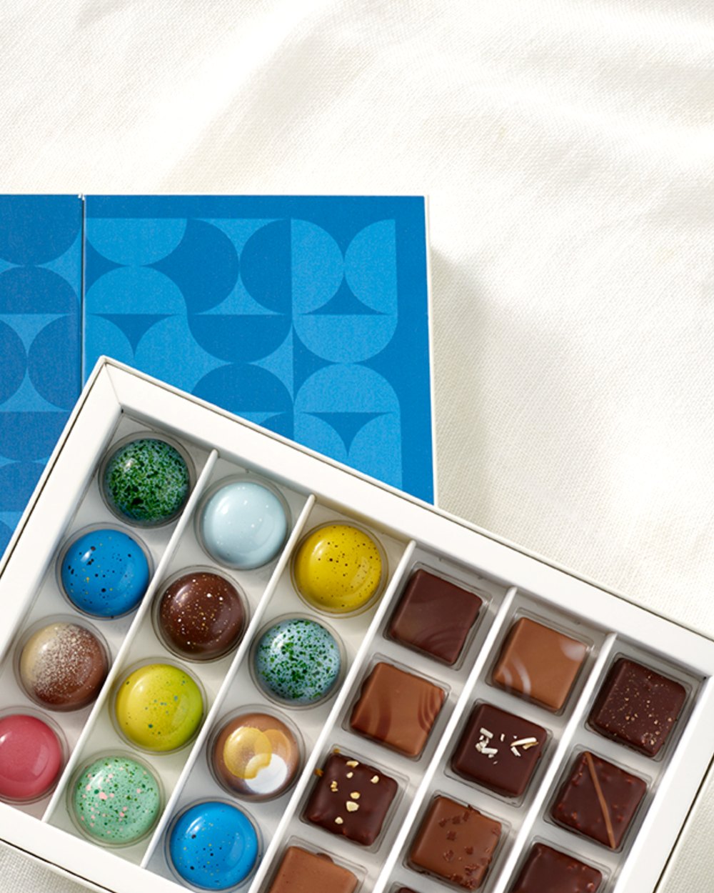 Best Employee Onboarding Gifts That Get Mentioned in the Welcome Call