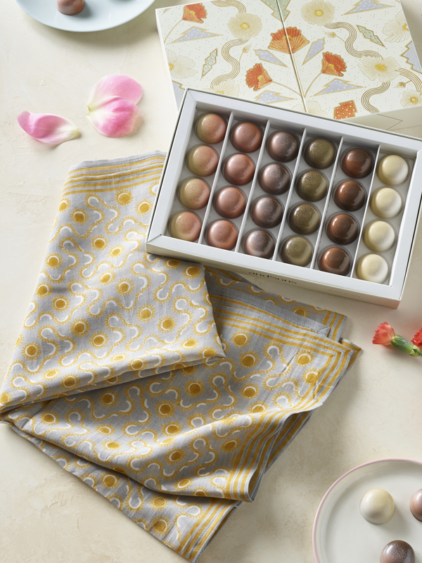 Gift set with scarf